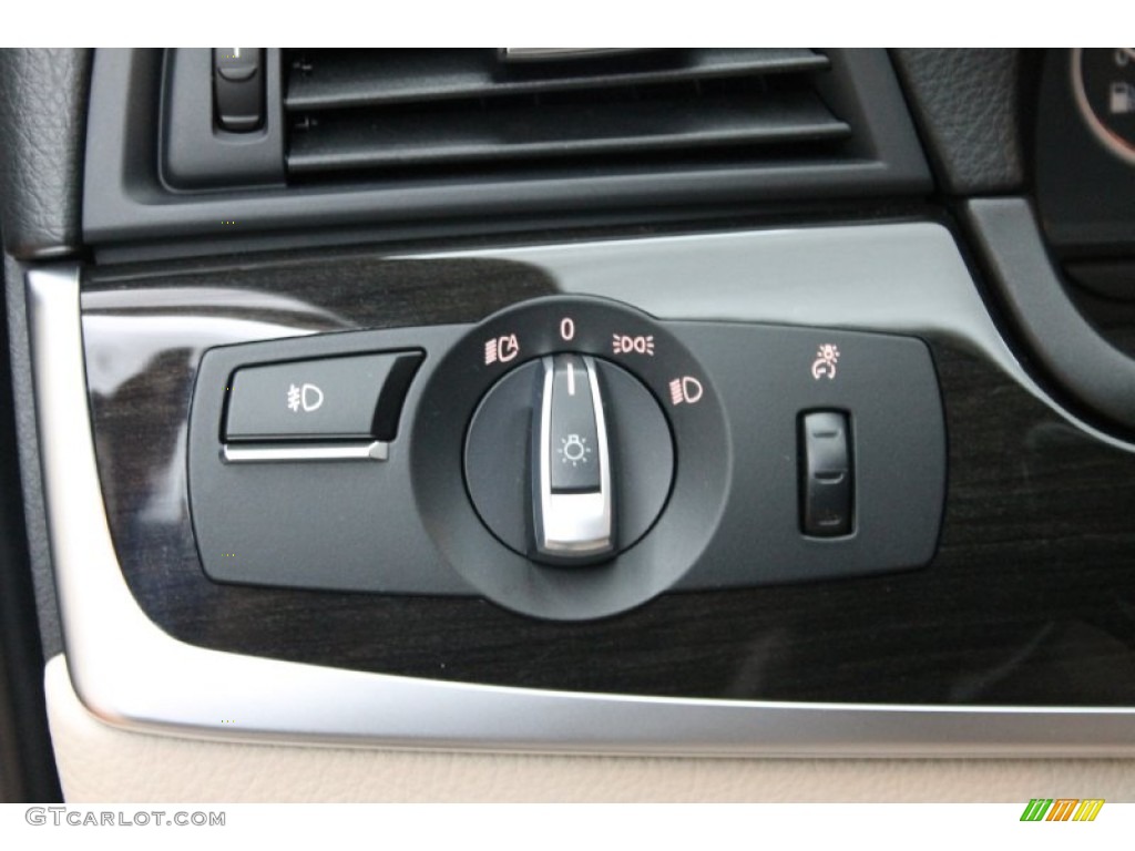 2011 BMW 5 Series 528i Sedan Controls Photo #80771745