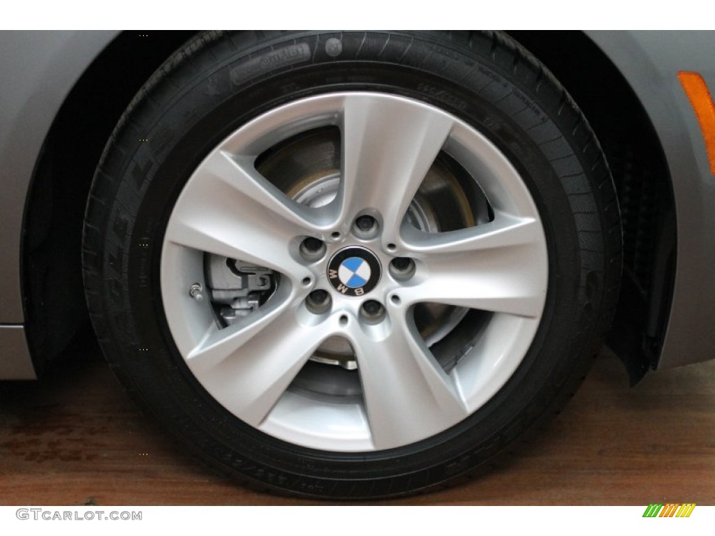 2011 BMW 5 Series 528i Sedan Wheel Photo #80771939