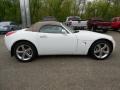 Pure White - Solstice Roadster Photo No. 7