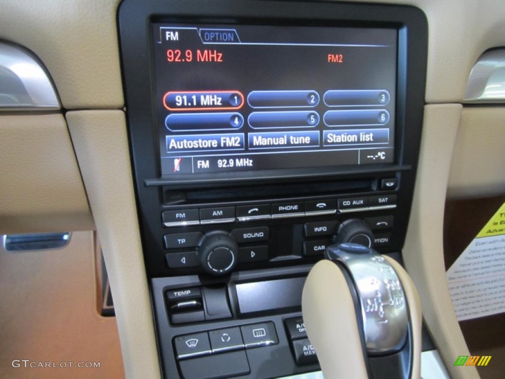 2014 Porsche Cayman S Controls Photo #80774454