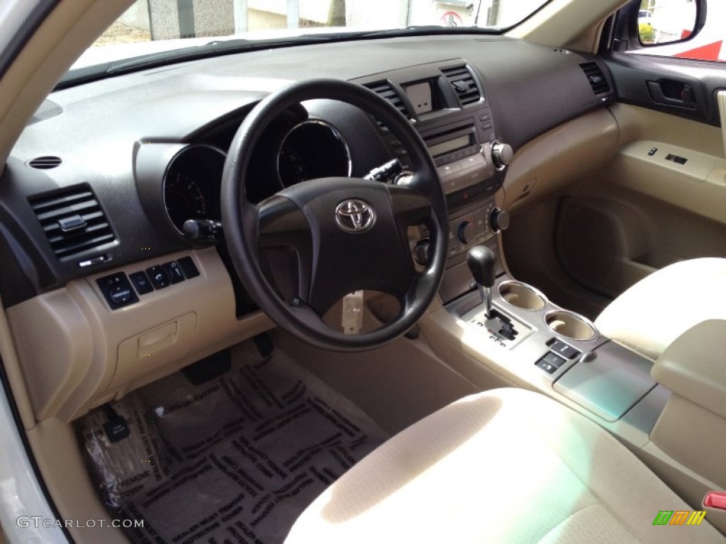 2010 Highlander V6 4WD - Blizzard White Pearl / Sand Beige photo #13