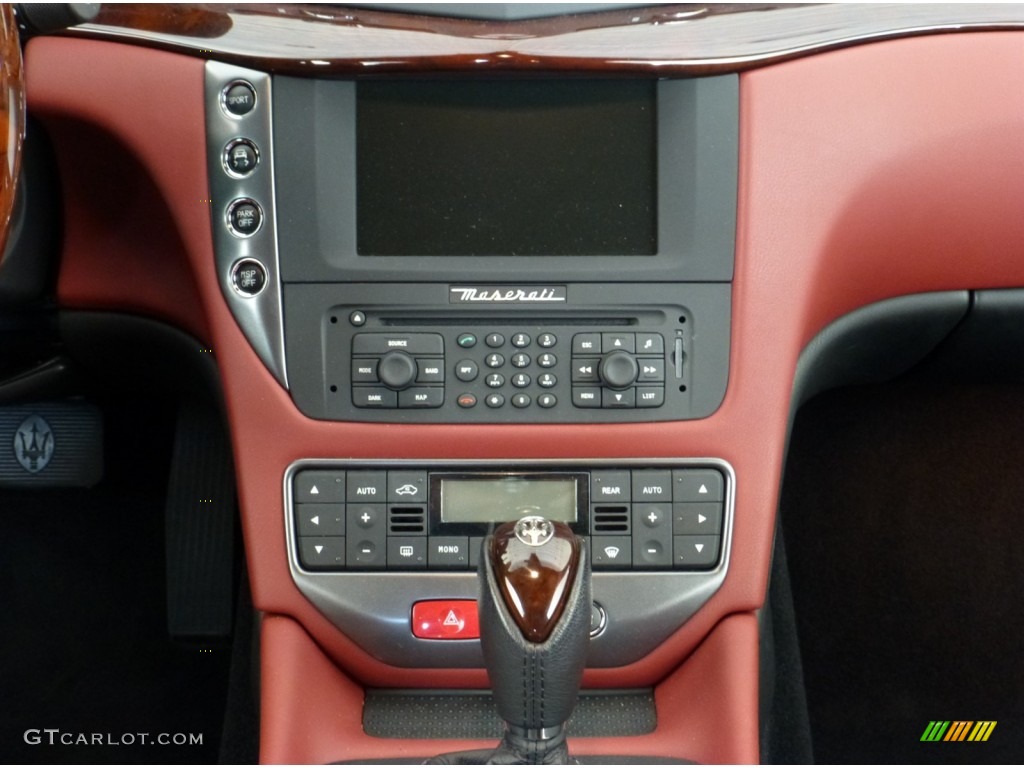 2008 Maserati GranTurismo Standard GranTurismo Model Controls Photo #80777477