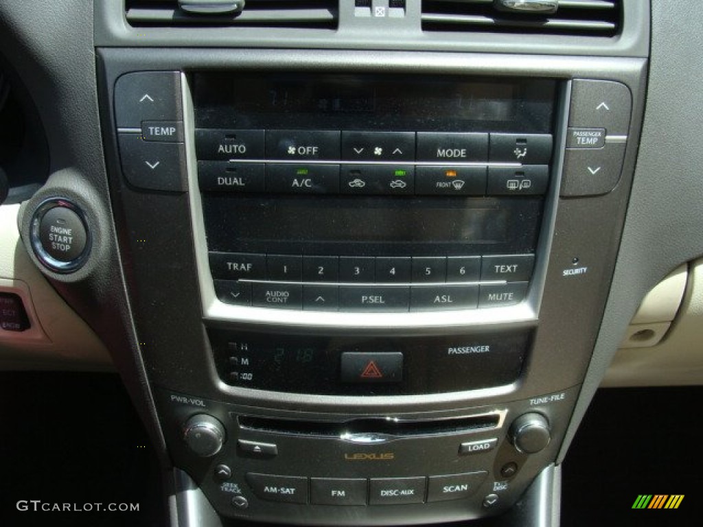 2009 Lexus IS 250 AWD Controls Photos