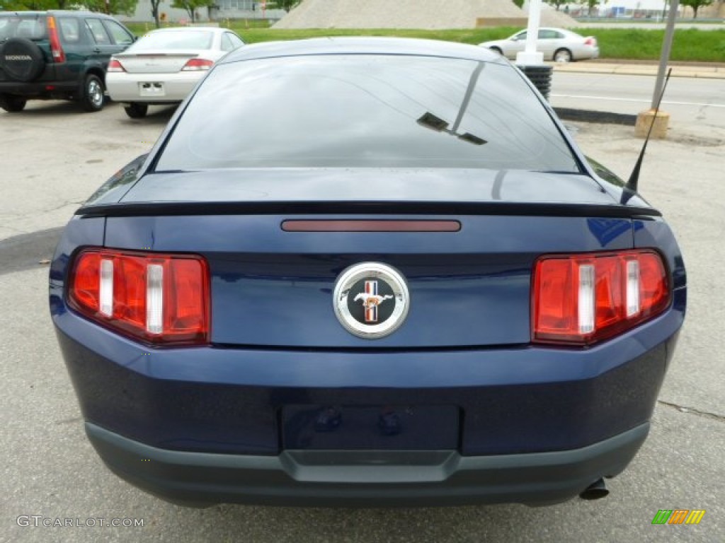 2010 Mustang V6 Premium Coupe - Kona Blue Metallic / Charcoal Black photo #4
