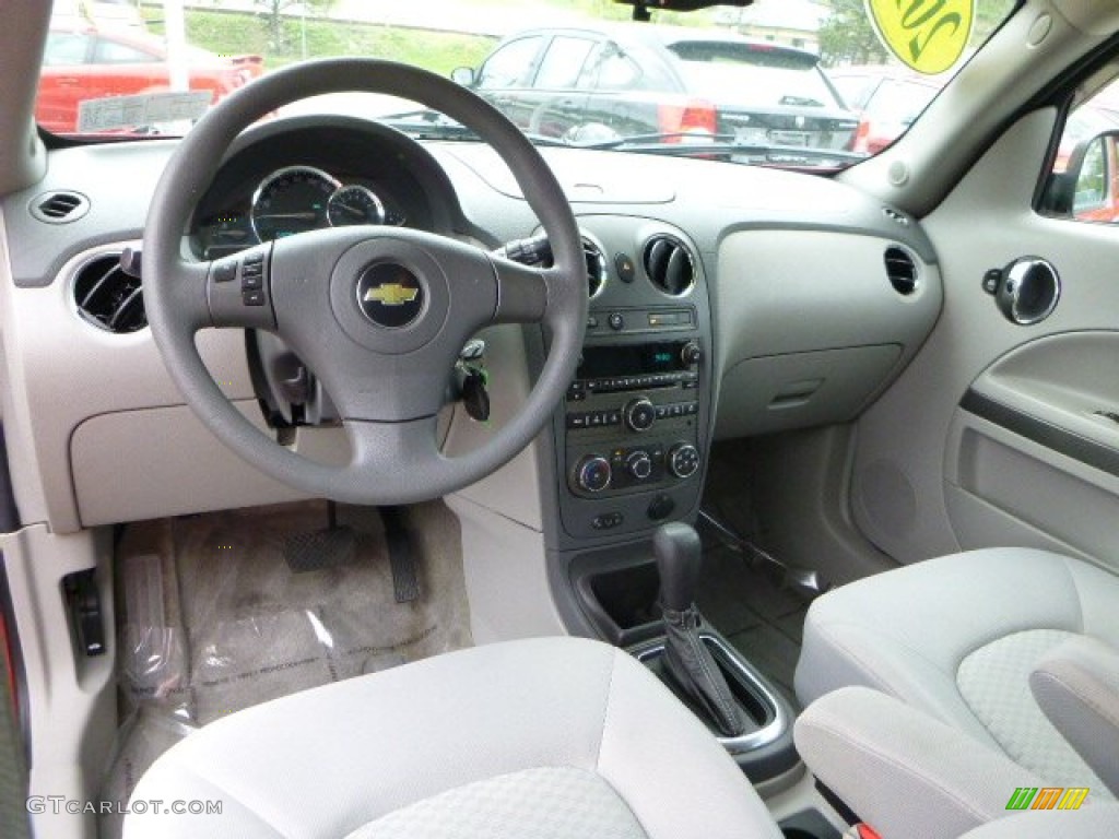Gray Interior 2010 Chevrolet HHR LS Photo #80783334