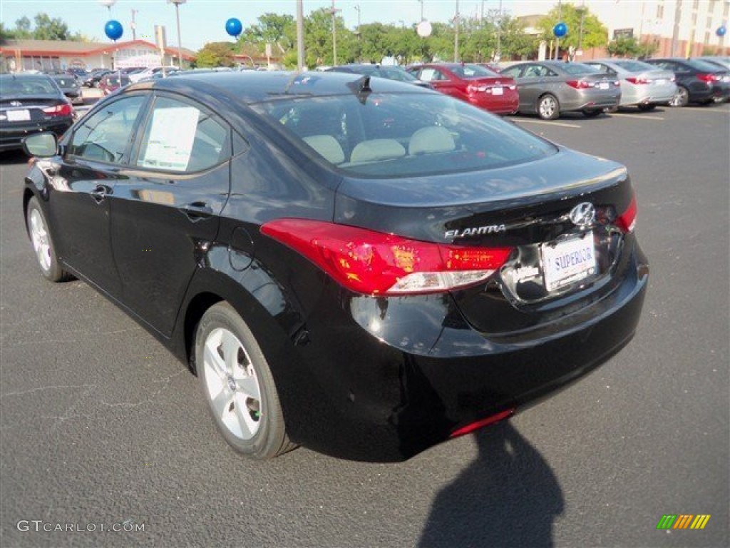 2013 Elantra GLS - Midnight Black / Gray photo #5