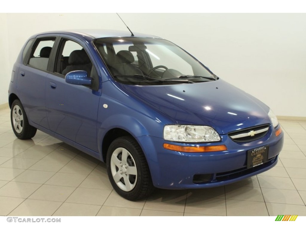 2005 Aveo LS Hatchback - Bright Blue Metallic / Gray photo #1