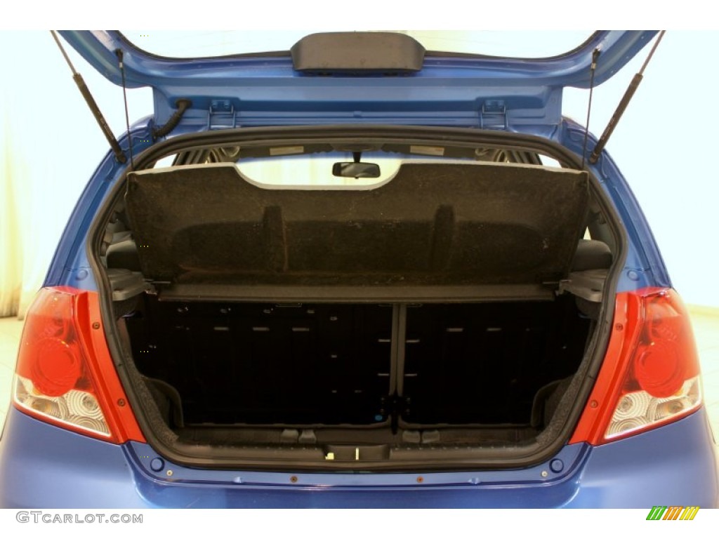 2005 Aveo LS Hatchback - Bright Blue Metallic / Gray photo #14