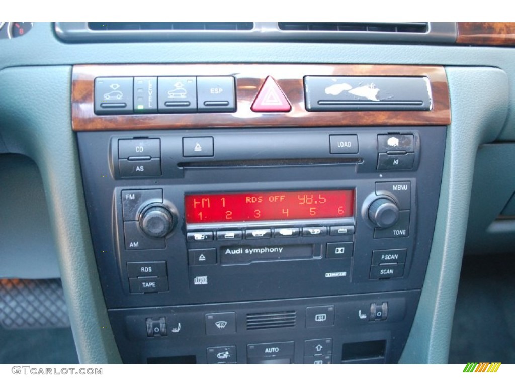 2002 Audi Allroad 2.7T quattro Controls Photo #80791948