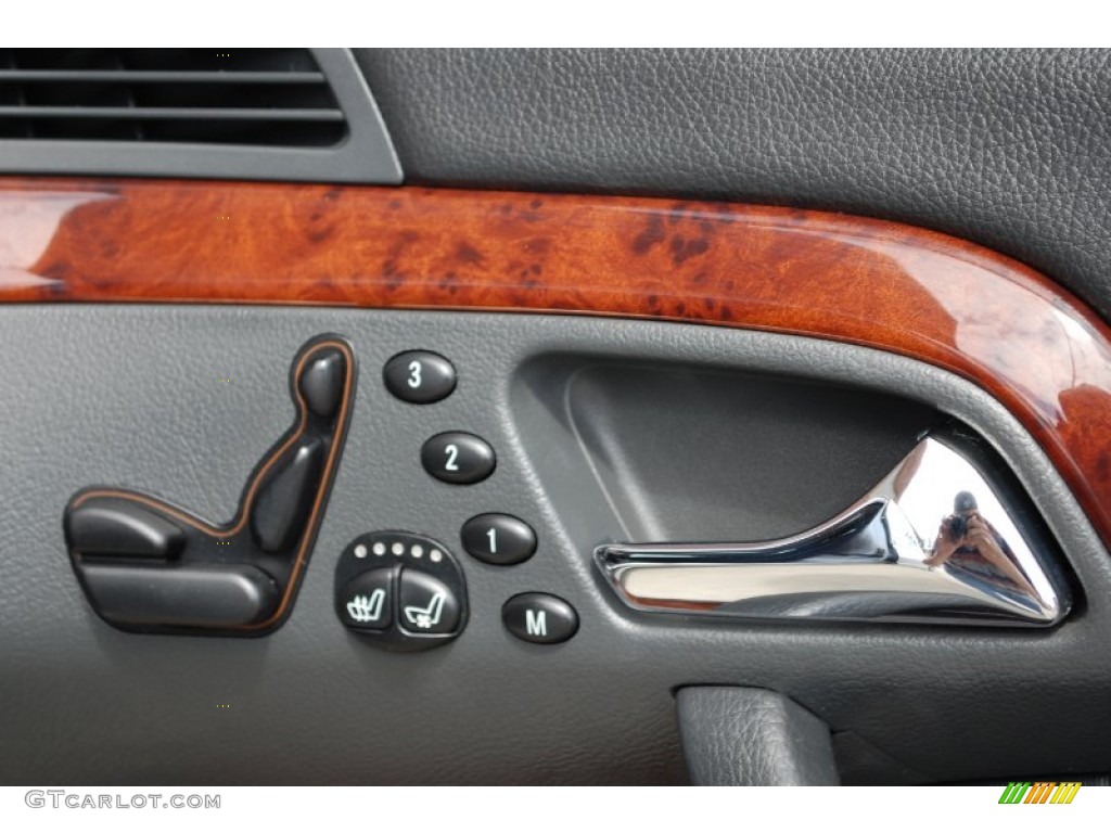 2002 Mercedes-Benz S 55 AMG Controls Photo #80795364