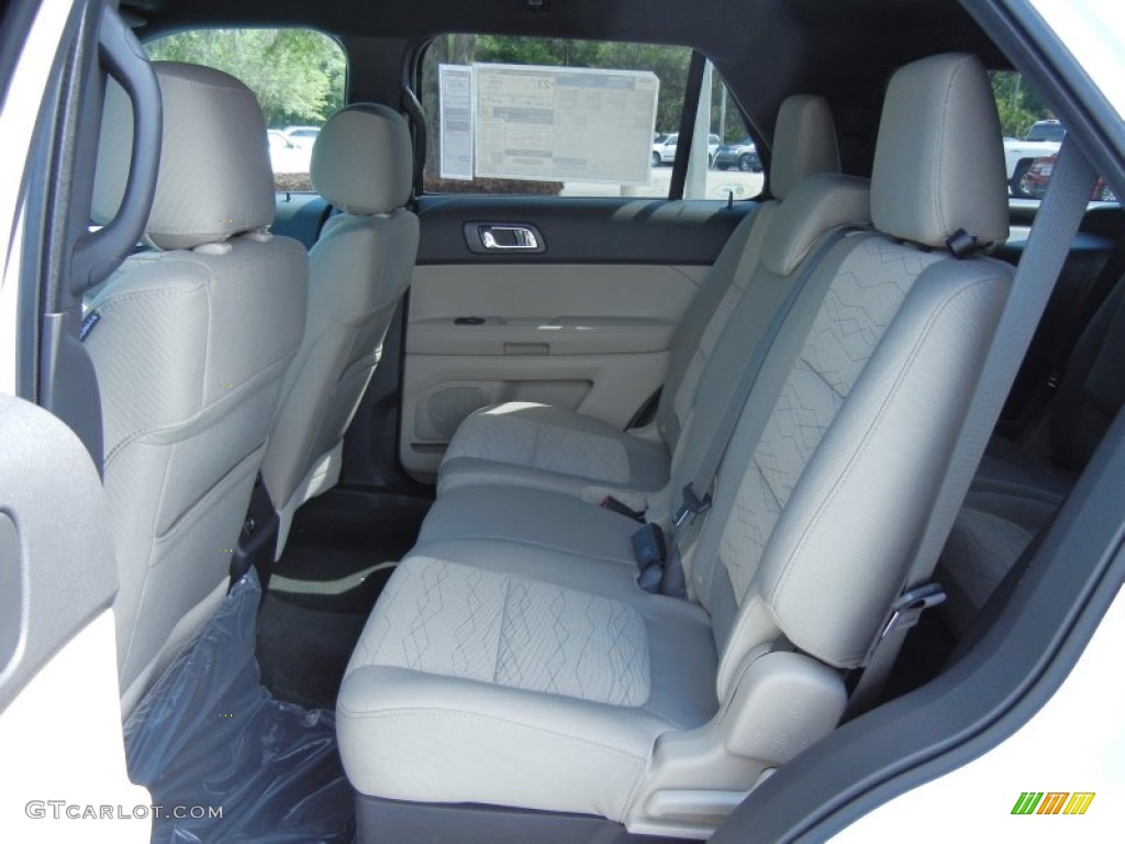 2013 Ford Explorer FWD Rear Seat Photos