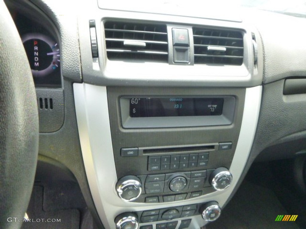 2010 Milan V6 Premier AWD - Atlantis Green Metallic / Dark Charcoal photo #23