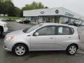 Cosmic Silver - Aveo Aveo5 LT Photo No. 2
