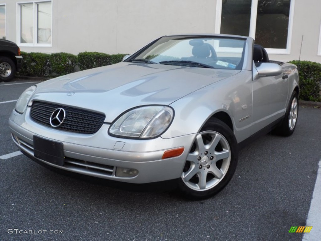 Brilliant Silver Metallic 2000 Mercedes-Benz SLK 230 Kompressor Roadster Exterior Photo #80803718