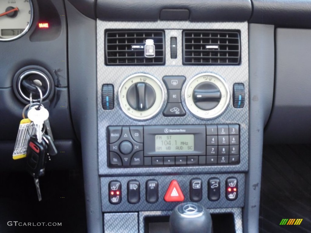 2000 Mercedes-Benz SLK 230 Kompressor Roadster Controls Photo #80804434