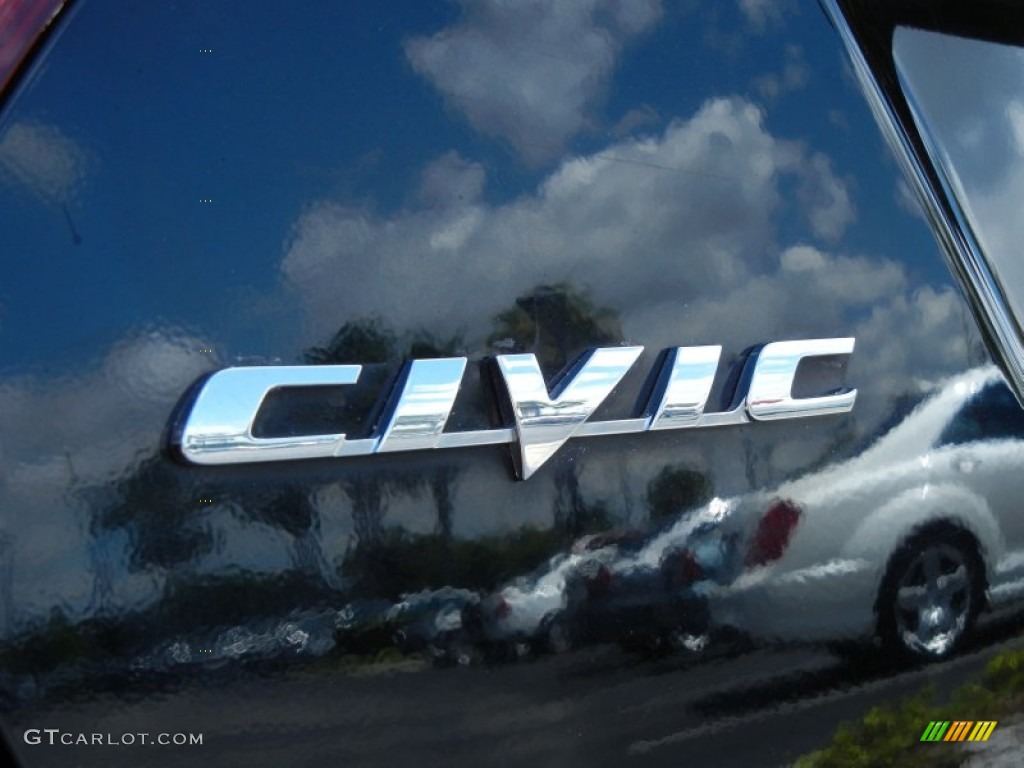 2007 Honda Civic LX Sedan Marks and Logos Photos