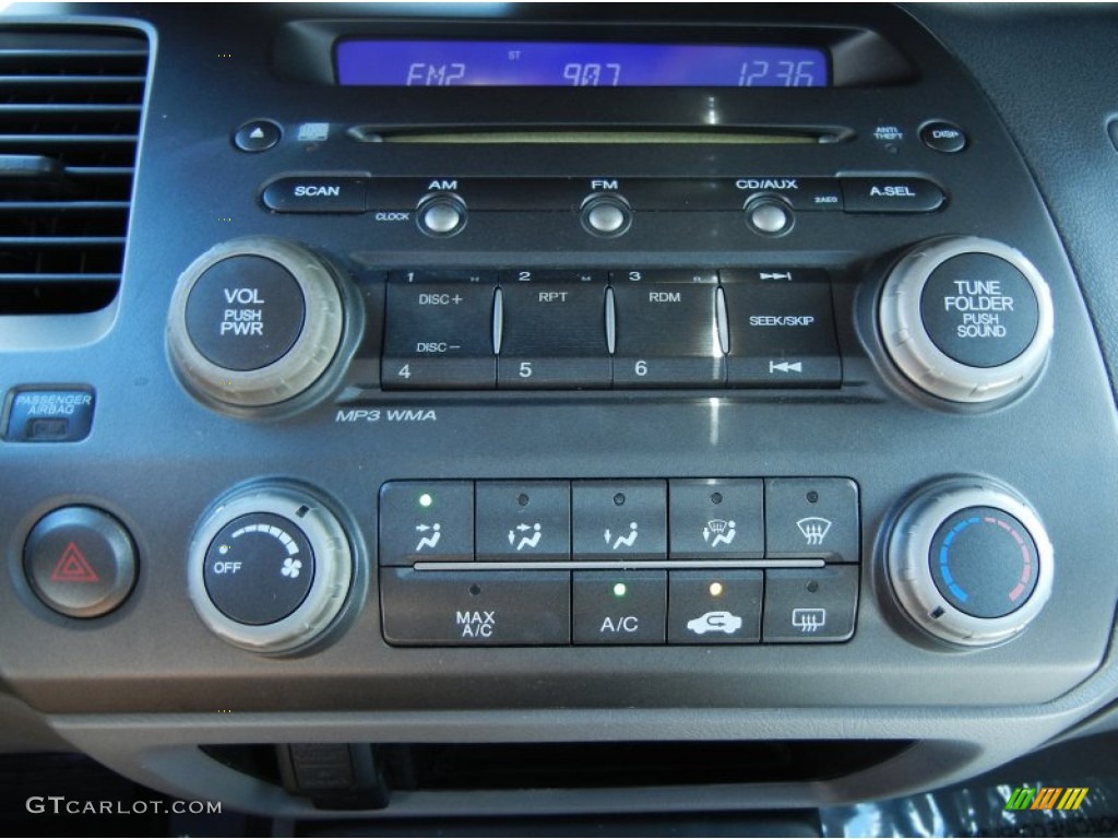 2007 Honda Civic LX Sedan Controls Photo #80805205