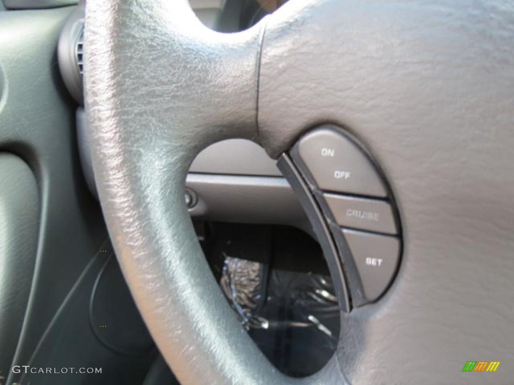 2005 Dodge Stratus SXT Sedan Controls Photo #80805272