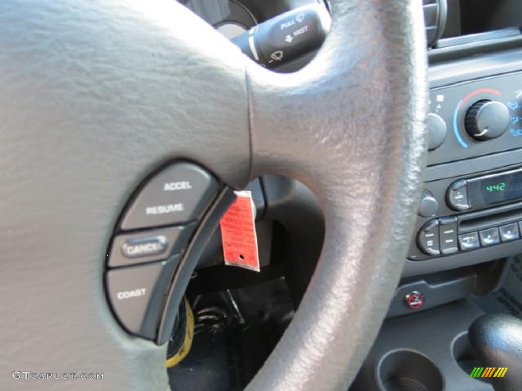 2005 Dodge Stratus SXT Sedan Controls Photo #80805292