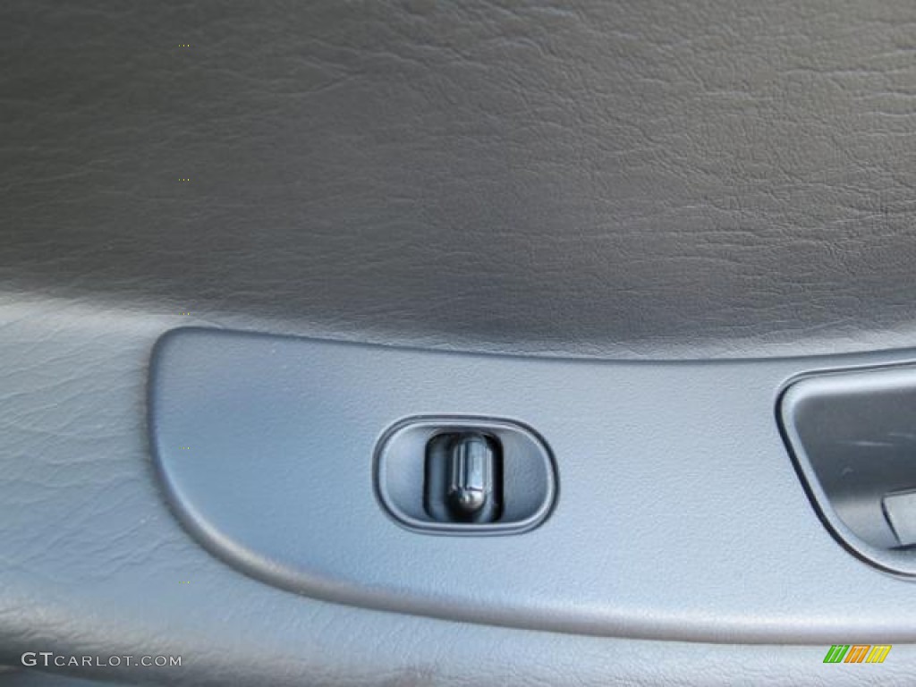 2005 Stratus SXT Sedan - Graphite Metallic / Dark Slate Gray photo #25