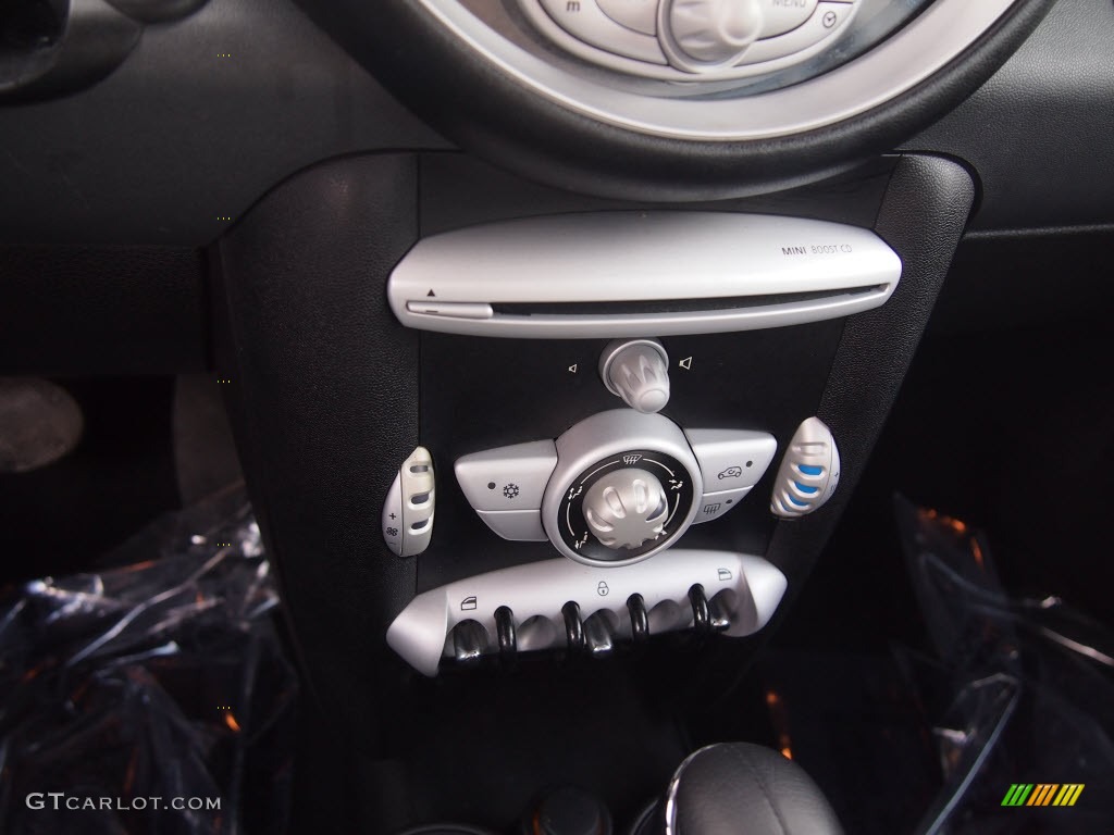 2010 Cooper Hardtop - Pepper White / Grey/Carbon Black photo #21