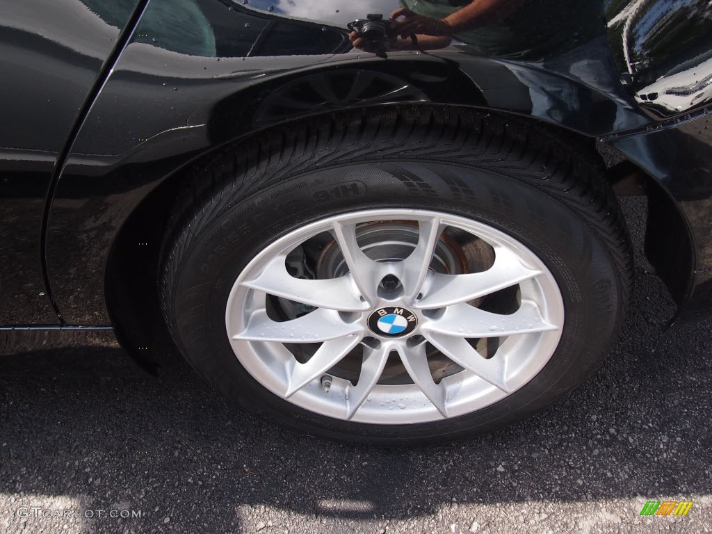 2010 3 Series 328i Sedan - Jet Black / Black photo #11