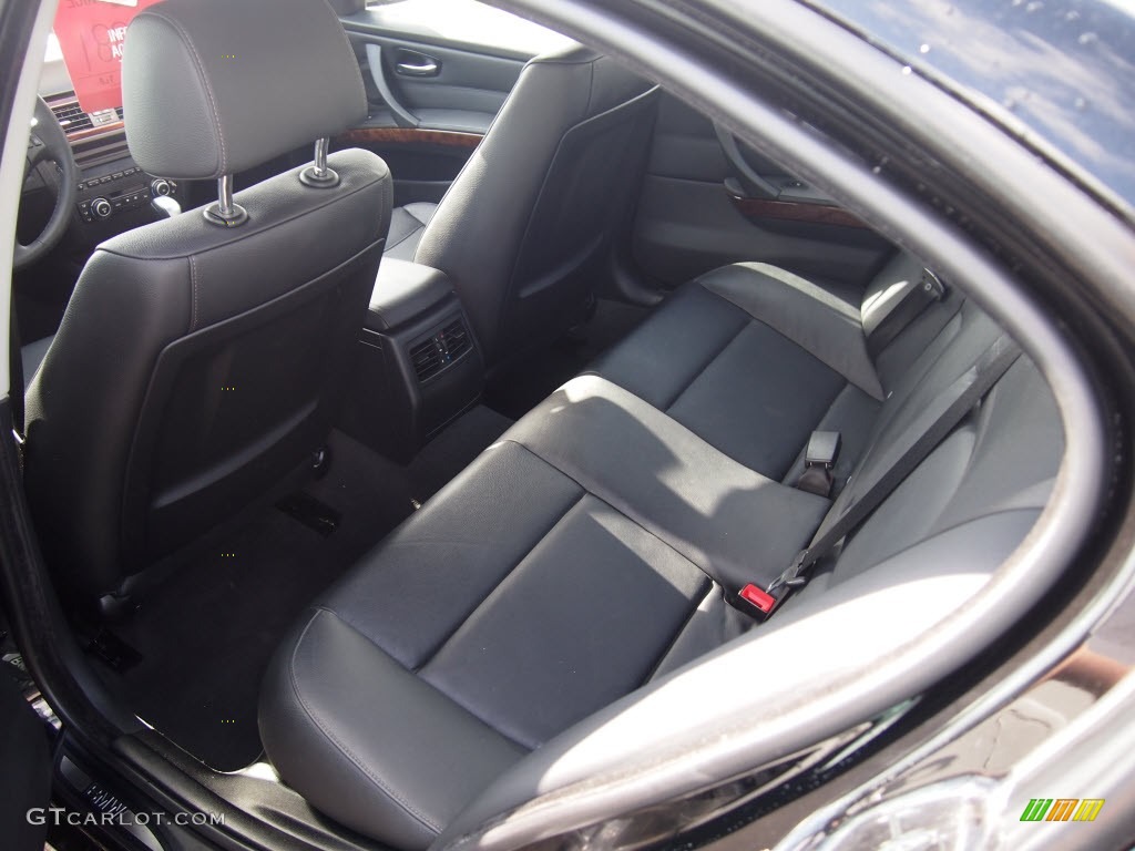2010 3 Series 328i Sedan - Jet Black / Black photo #12