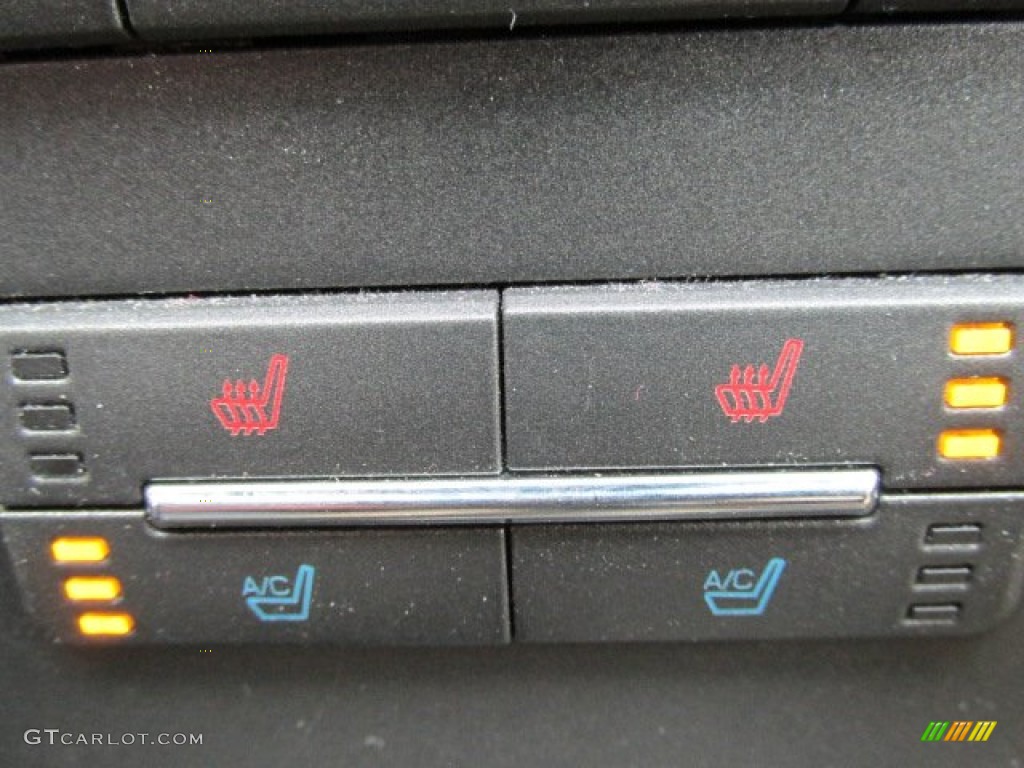 2010 Lincoln MKZ AWD Controls Photo #80806501