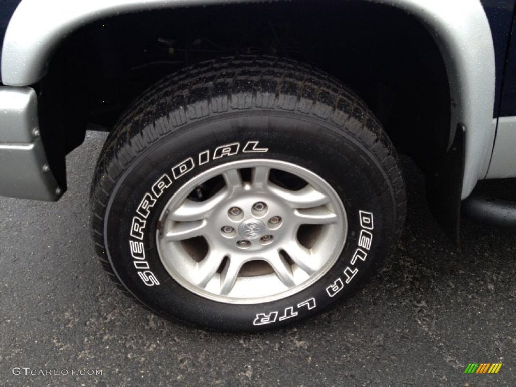 2003 Dakota SLT Quad Cab 4x4 - Atlantic Blue Pearlcoat / Dark Slate Gray photo #17
