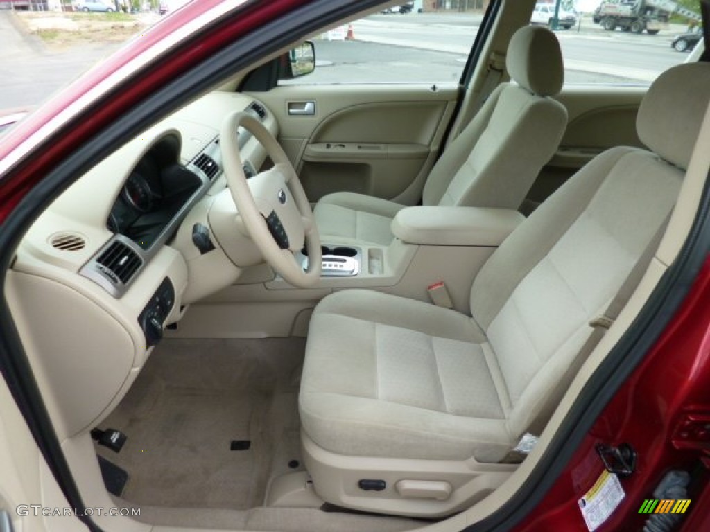 Pebble Beige Interior 2005 Ford Five Hundred SE AWD Photo #80809159