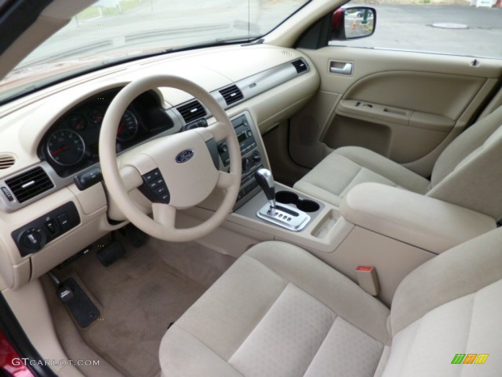 Pebble Beige Interior 2005 Ford Five Hundred SE AWD Photo #80809177