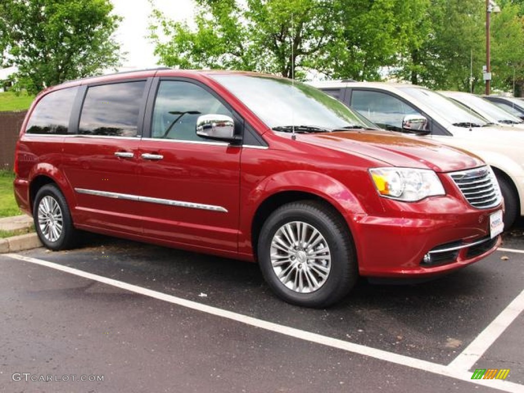2013 Town & Country Touring - L - Deep Cherry Red Crystal Pearl / Dark Frost Beige/Medium Frost Beige photo #2