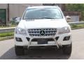 Arctic White - ML 350 4Matic Photo No. 8