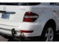 Arctic White - ML 350 4Matic Photo No. 23