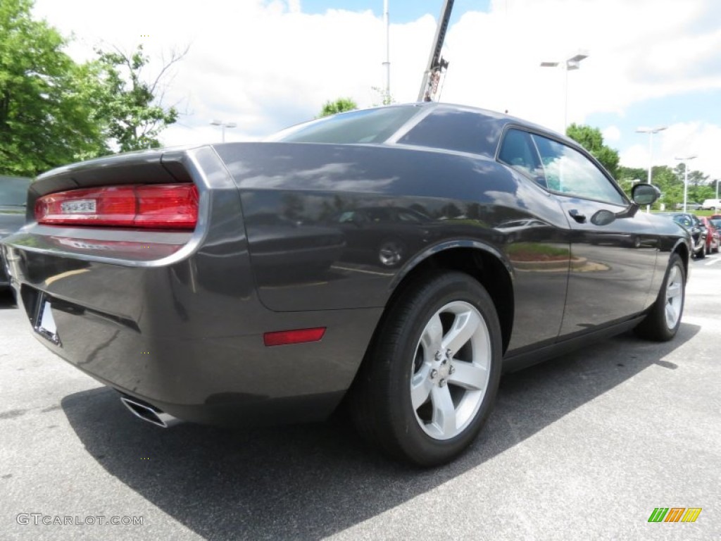 2013 Challenger SXT - Granite Crystal Metallic / Dark Slate Gray photo #3