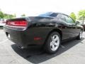 Pitch Black - Challenger SXT Photo No. 3
