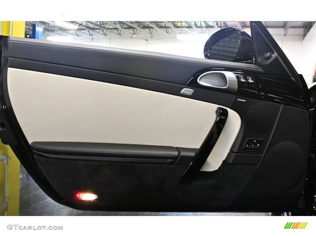 2011 Porsche 911 Turbo S Coupe Black/Cream Door Panel Photo #80811909
