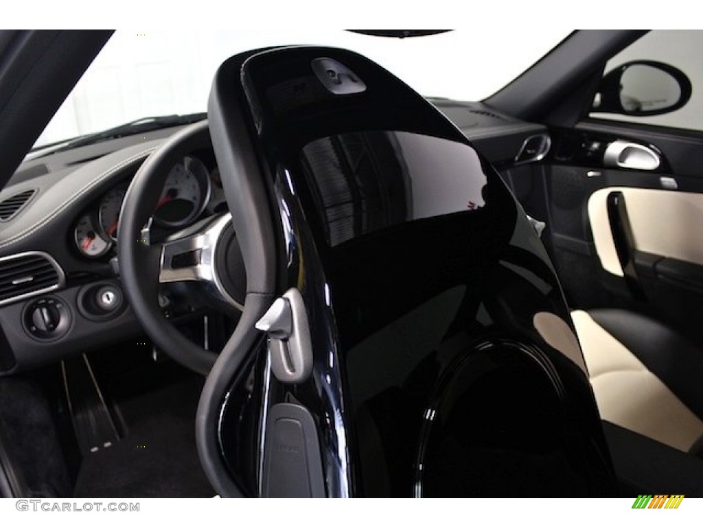 Black/Cream Interior 2011 Porsche 911 Turbo S Coupe Photo #80812095