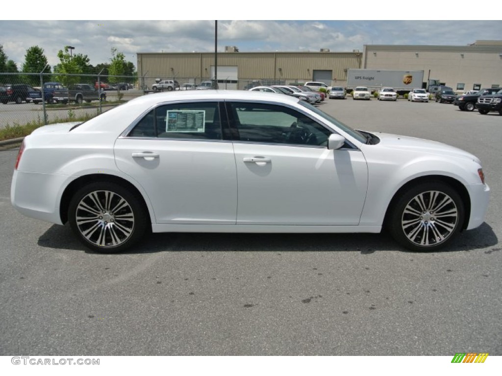 Bright White 2013 Chrysler 300 S V6 Exterior Photo #80815397