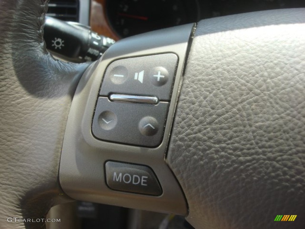 2005 Lexus ES 330 Controls Photo #80817343