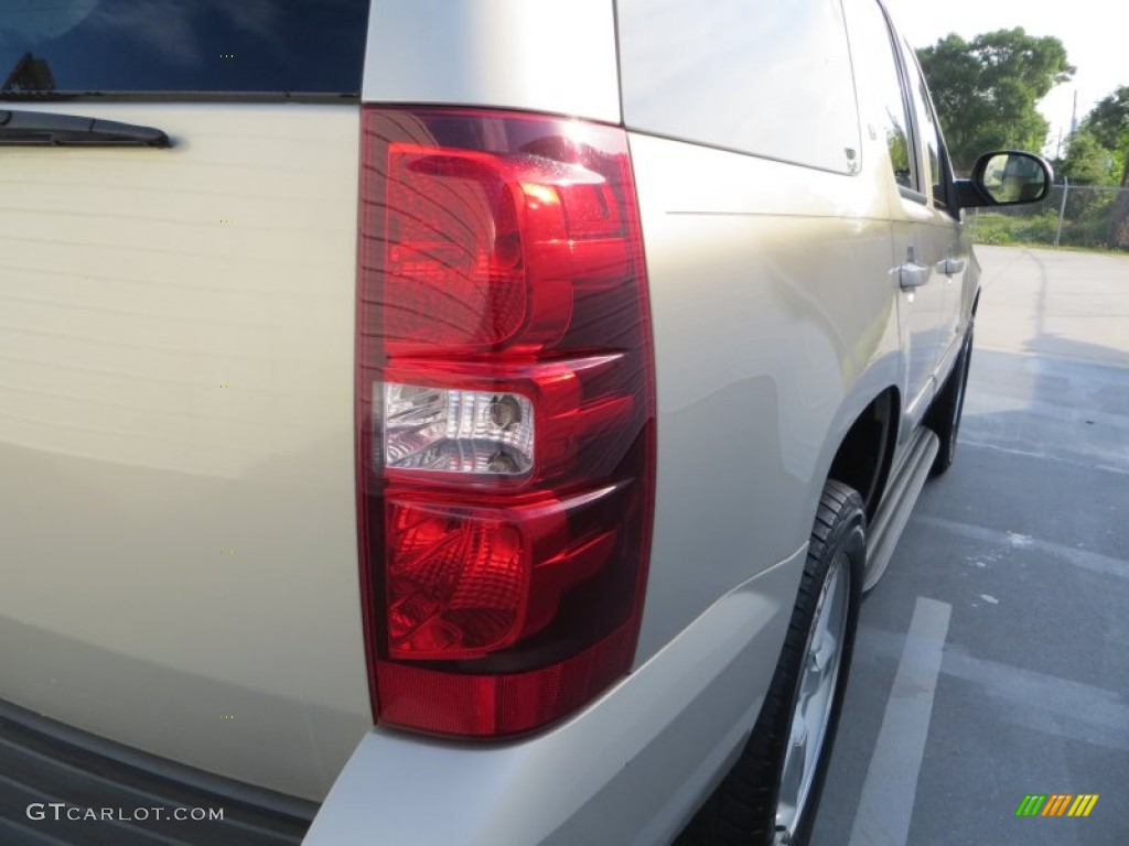 2009 Tahoe LT - Gold Mist Metallic / Light Cashmere photo #19