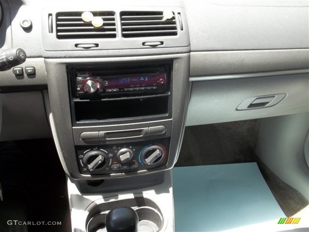 2005 Chevrolet Cobalt Sedan Controls Photo #80818588