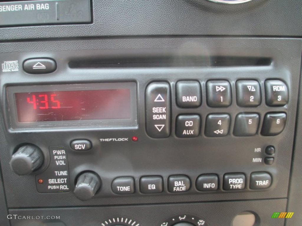 2008 Pontiac Grand Prix GXP Sedan Audio System Photos