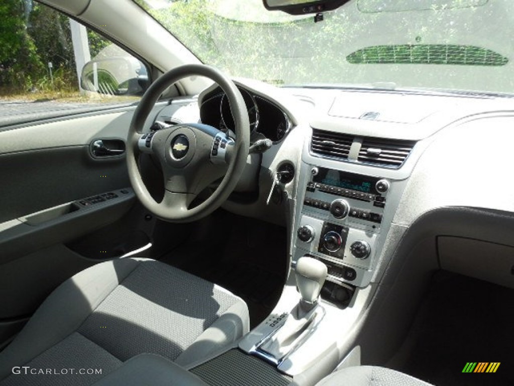 2009 Malibu LT Sedan - Silver Moss Metallic / Titanium photo #11