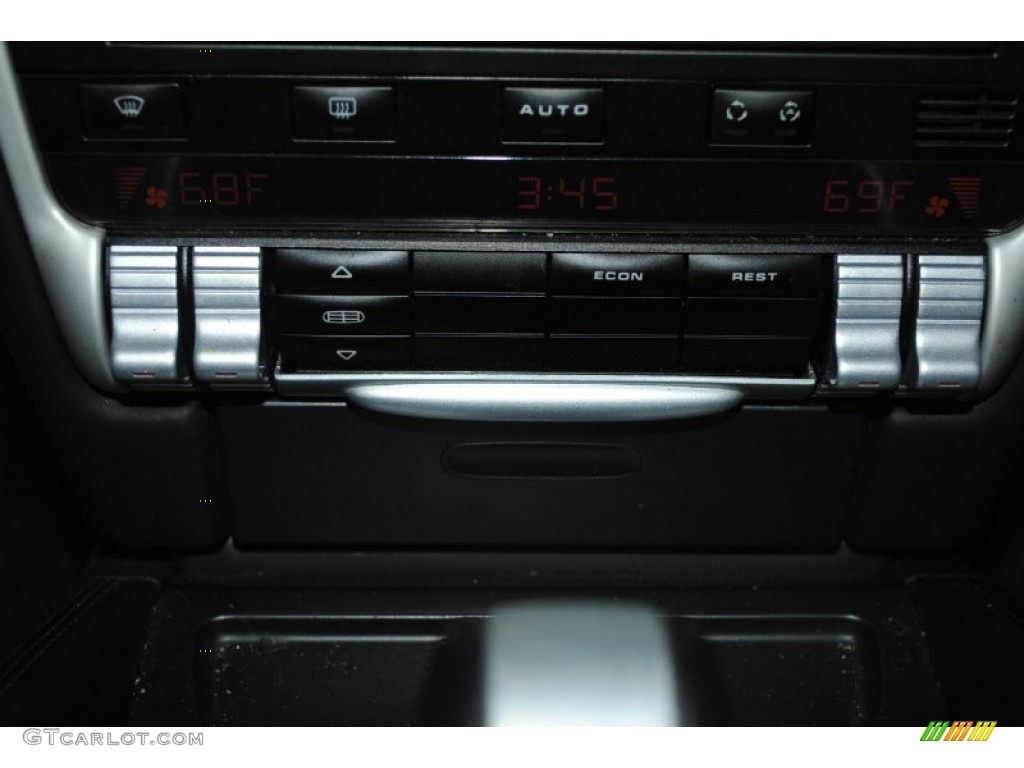 2008 Porsche Cayenne GTS Controls Photo #80825044