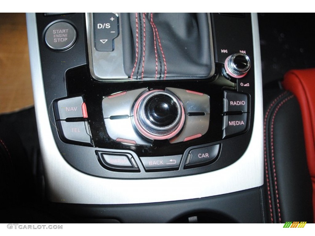 2013 Audi S5 3.0 TFSI quattro Convertible Controls Photo #80829523