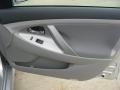 Classic Silver Metallic - Camry SE Photo No. 32