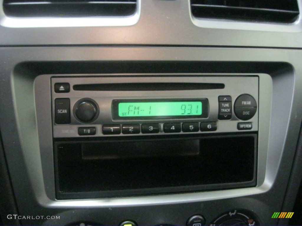 2005 Impreza 2.5 RS Sedan - Platinum Silver Metallic / Black photo #22