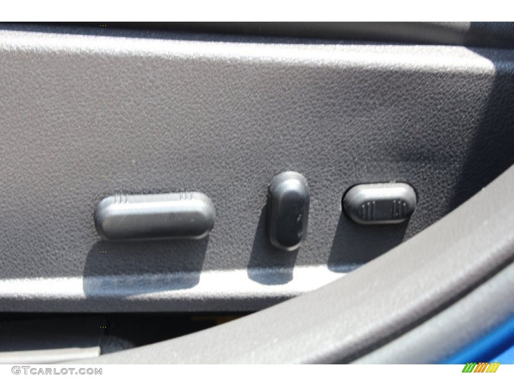 2012 Ford Fusion SEL Controls Photo #80833474