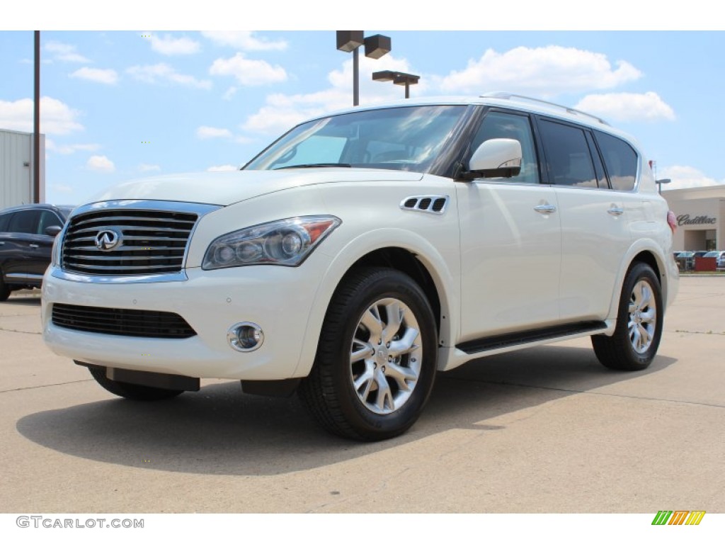 2013 QX 56 - Moonlight White / Wheat photo #2